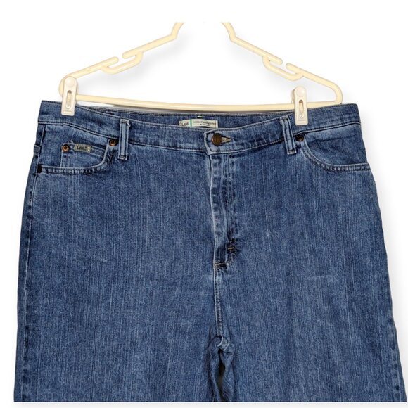Lee Relaxed Fit Straight Leg at the Waist High Rise Denim Jeans Size 18 Medium - Picture 2 of 14